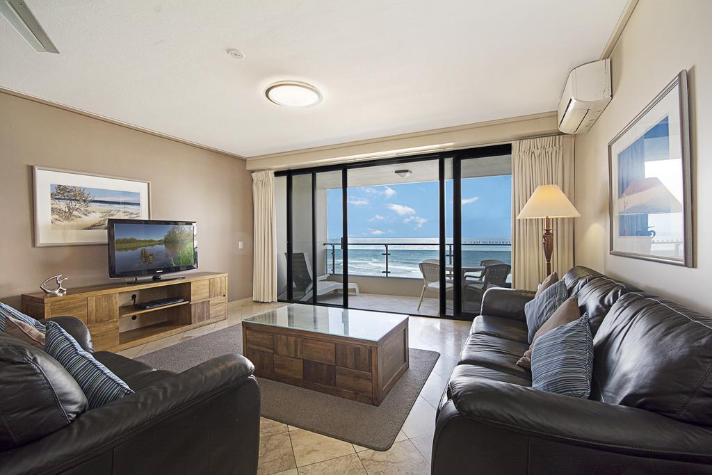 Clubb Coolum Beach Resort Sunshine Coast Exterior foto